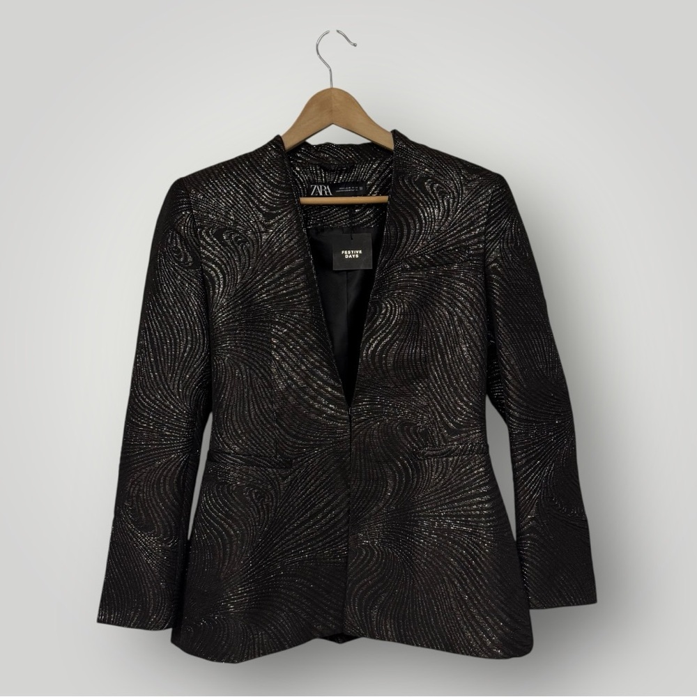 ZARA  GOLD JACQUARD LAPELLESS BLAZER 8073/379 SZ M‎